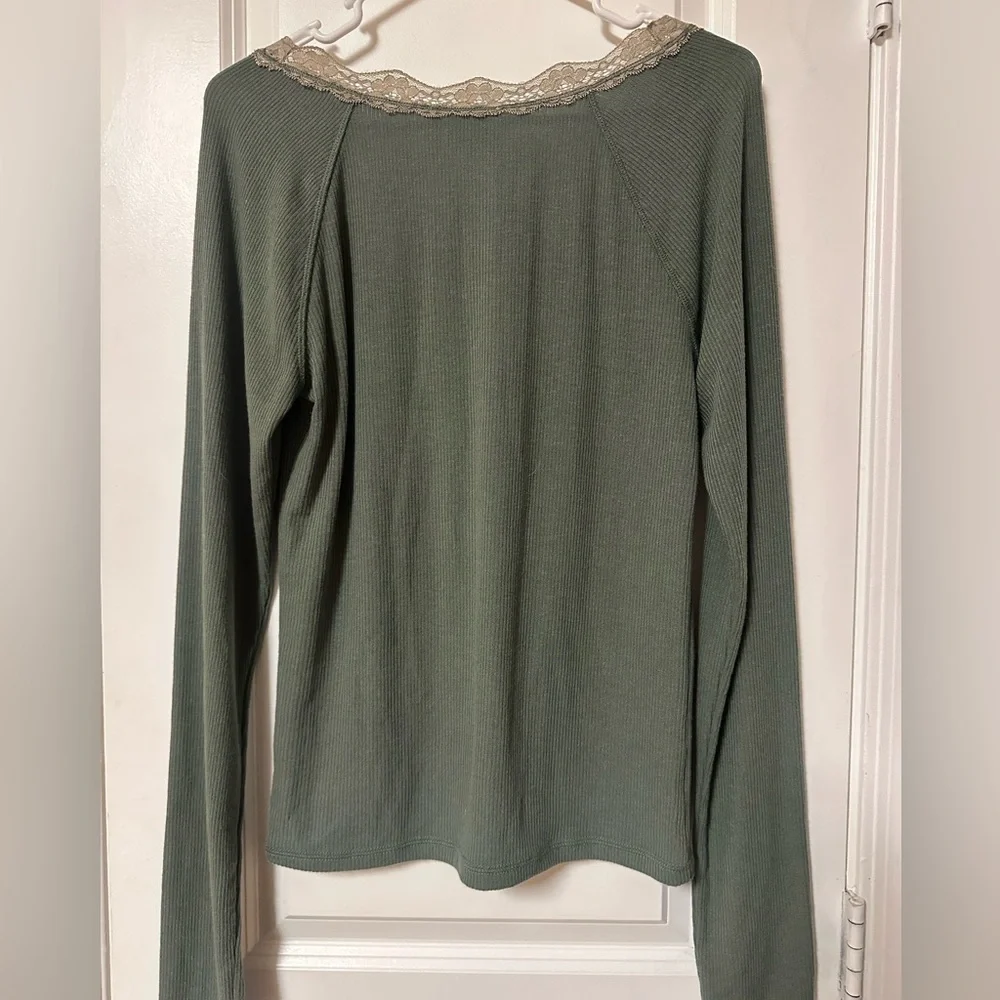 Urban Outfitters Olive Green Lace-Trim Ribbed Long Sleeve Top - Picture 10 of 11